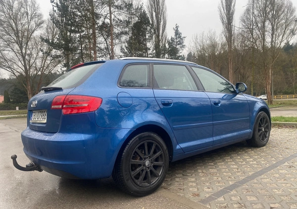 Audi A3 cena 27500 przebieg: 264512, rok produkcji 2010 z Kielce małe 254